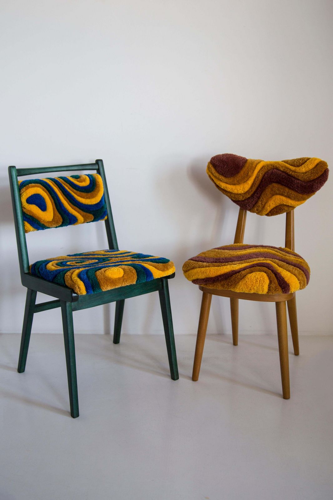 photo vinterior Mid Century Jar Chair, Hand Tufting Green And Yellow Wool, Europe, Poland, 1960s