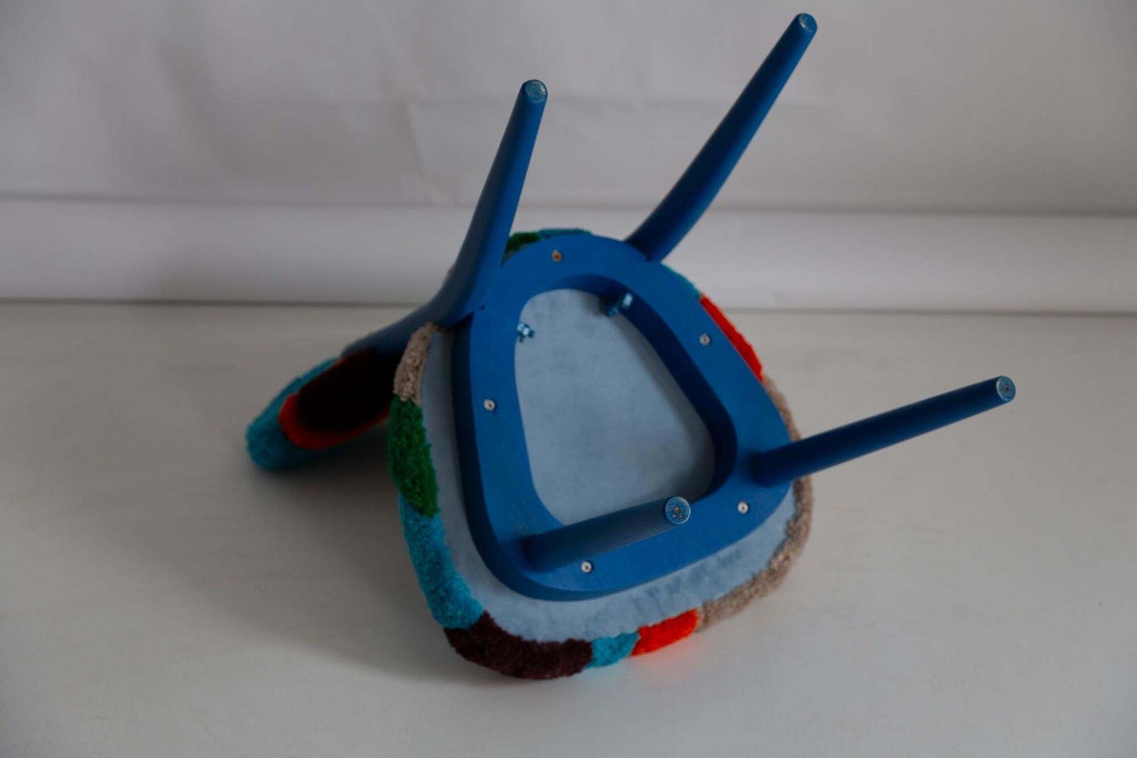 842.0 Mid Century Heart Chair In Hand Tufting Blue Green Wool, Europe, Poland, 1960s photo