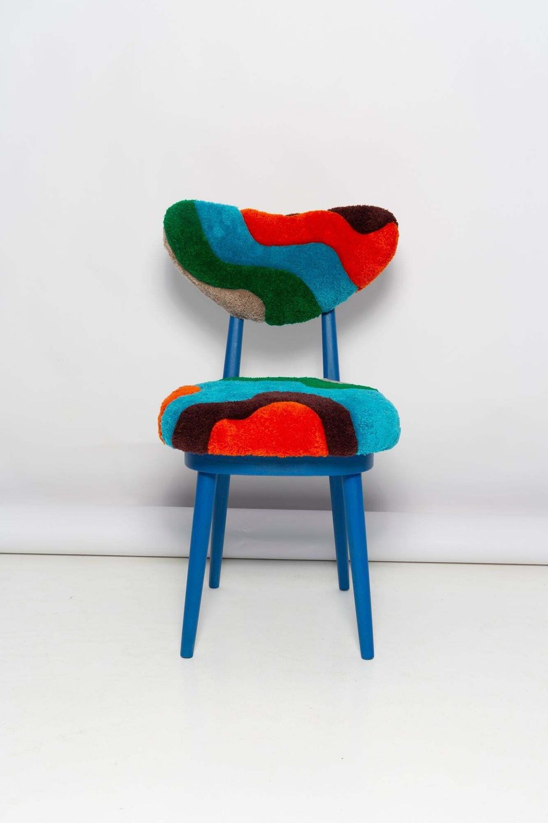 Mid Century Heart Chair In Hand Tufting Blue Wool, Europe, Poland, 1960s photo 841.0