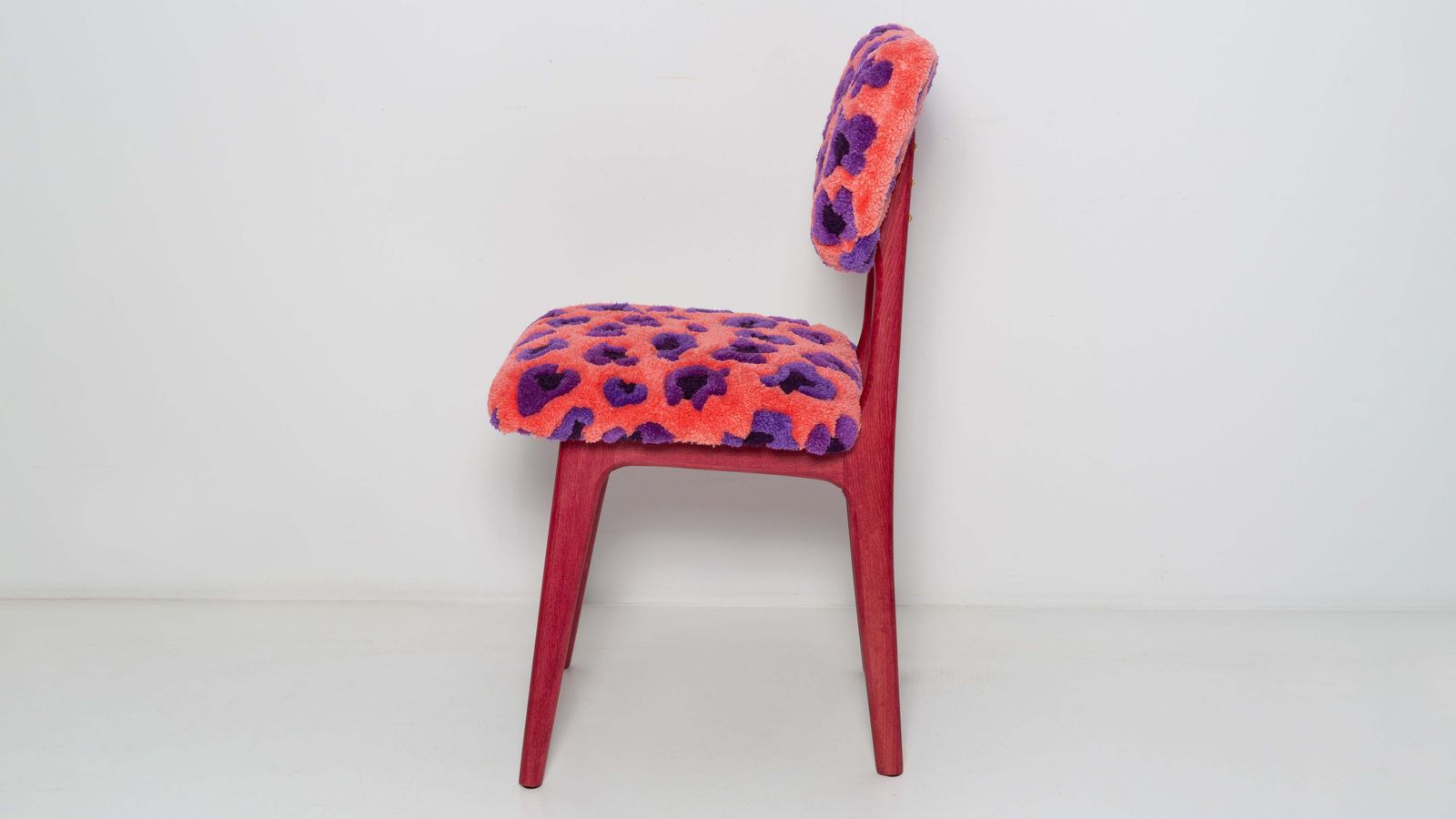 Mid Century Butterfly Chair, Hand Tufting Pink Wool Leopard, Europe, 1960s photo for sale