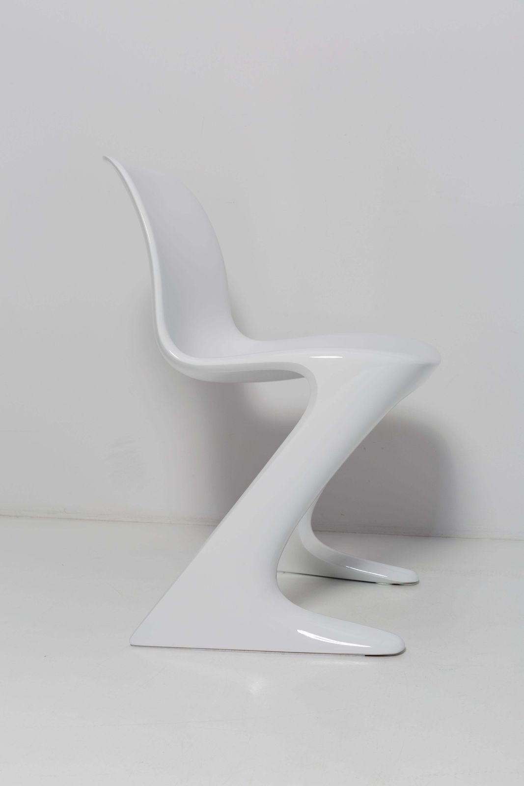 White Glossy Kangaroo Chair Designed By Ernst Moeckl, Germany, 1960s photo buy