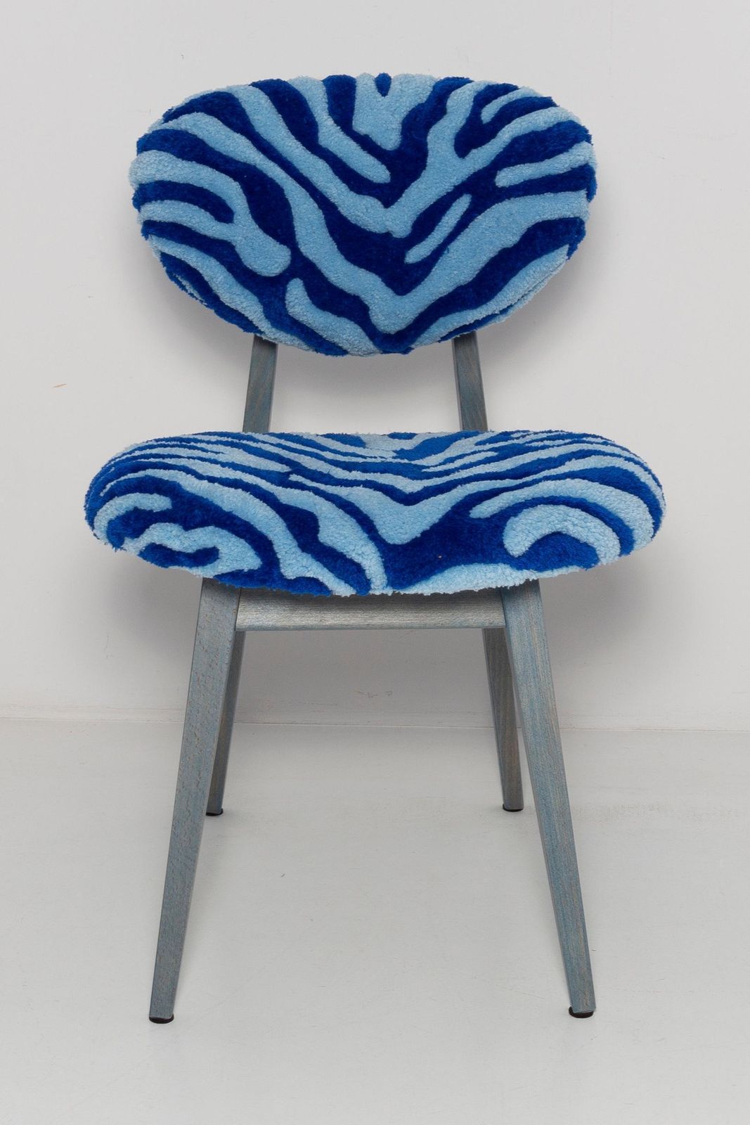 Mid Century Fauteuil, Handmatig Getuft In Blauw Zebrawol, Europa, Ca. Jaren 1960 photo furniture