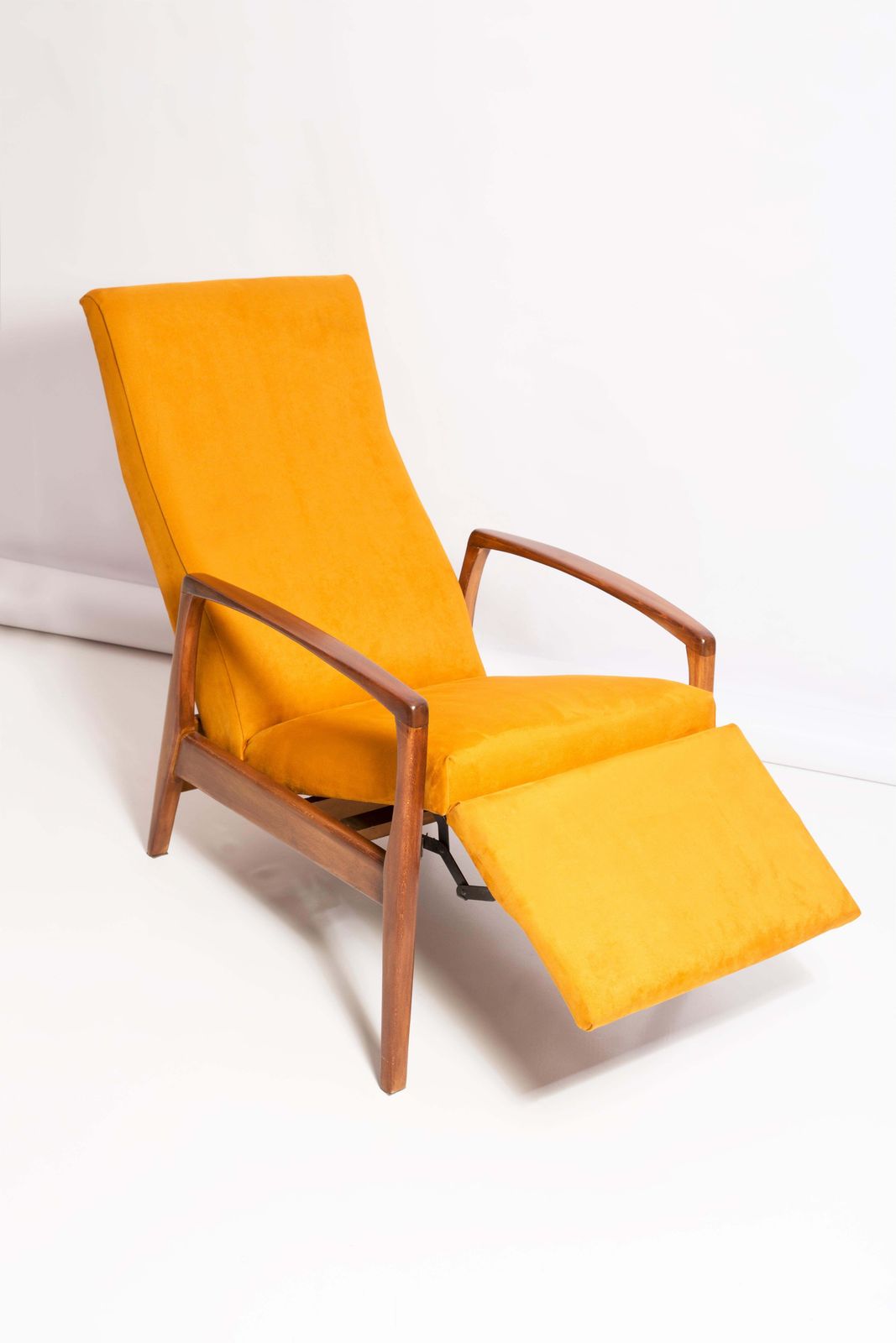 1276.0 20th Century Yellow Fold Out Armchair, Europe, 1960s photo