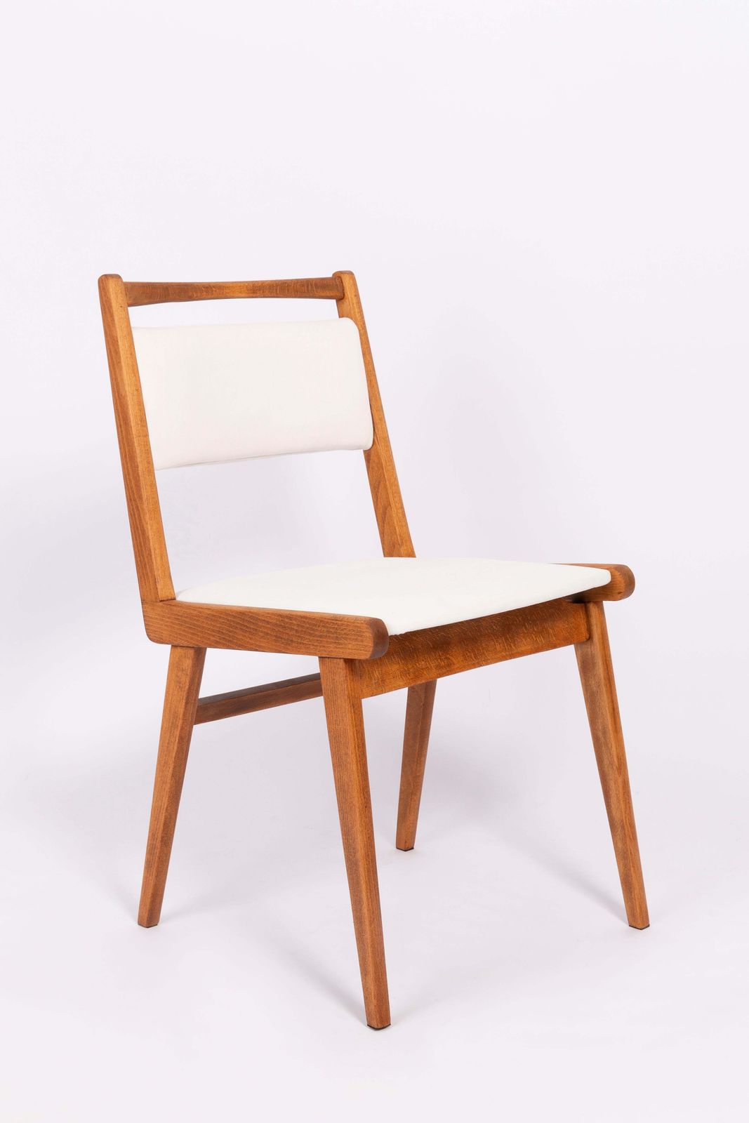 Set Of Four 20th Century White Velvet Chairs, Poland, 1960s photo Furniture