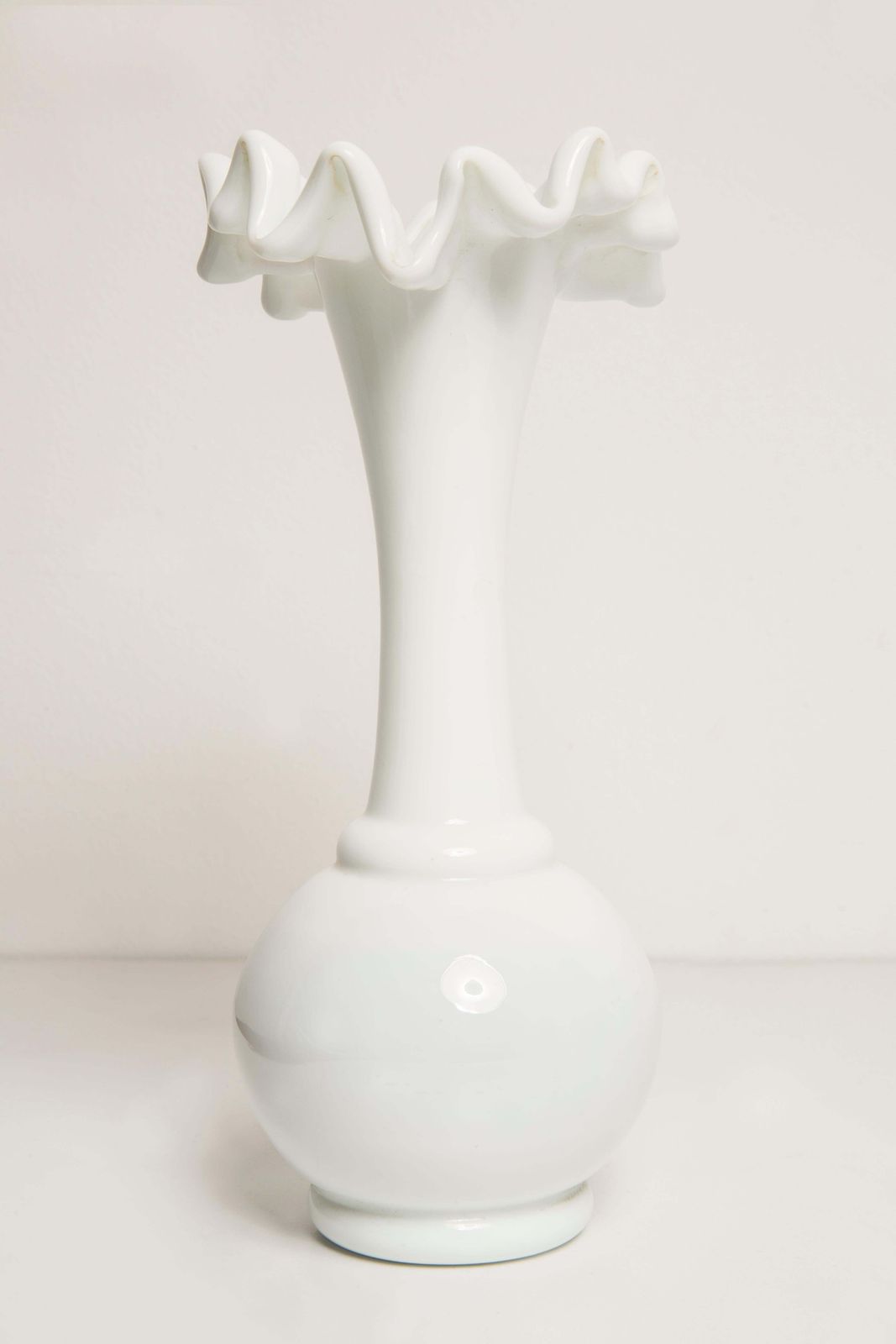 Midcentury Porcelain White Mini Vase With A Frill, Europe, 1960s photo vintage