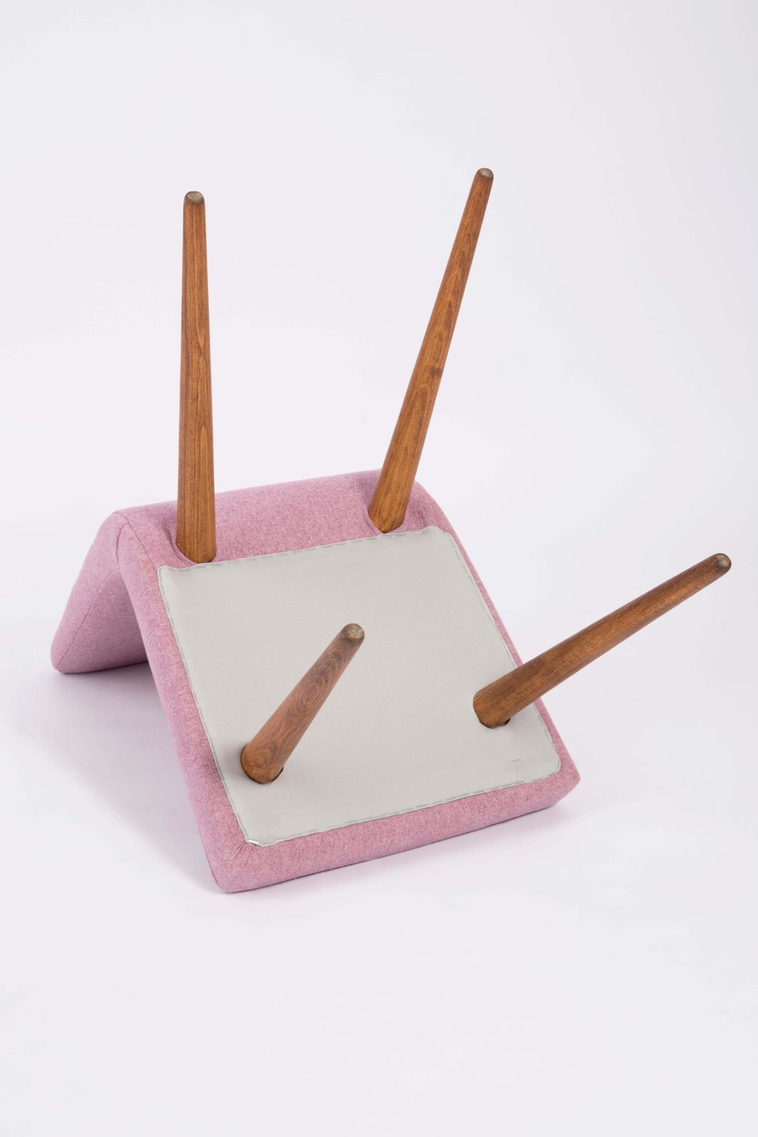 20th Century Pink Mélange Rajmund Halas Chair, 1960s photo vinterior
