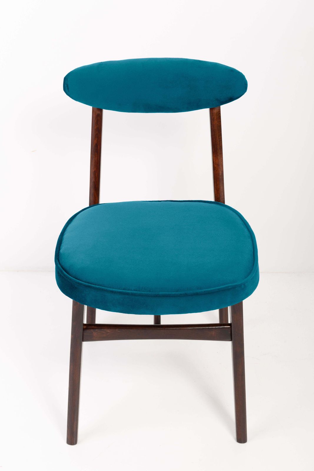 Mid Century Petrol Blauw Fluwelen Stoel Ontworpen Door Rajmund Halas, Europa, Jaren 1960 photo vinterior