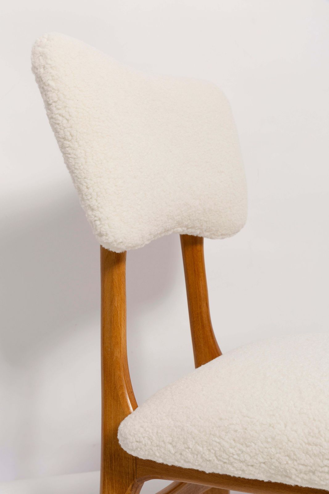 Mid Century Butterfly Dining Chair, Light Creme Boucle, Poland, 1960s photo Furniture
