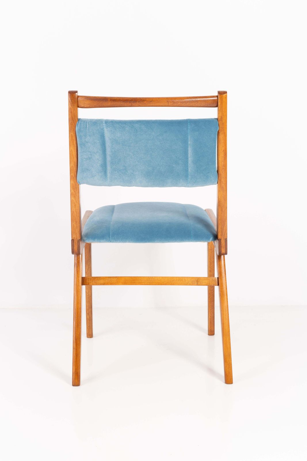 photo furniture Four 20th Century Blue Velvet Chairs, Poland, 1960s