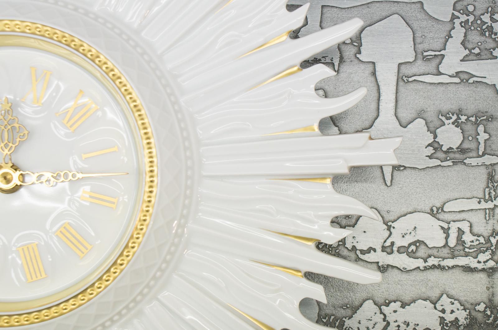Very Rare Hutschenreuther Sunburst Wall Clock In Porcelain, Germany, 1960s photo vinterior