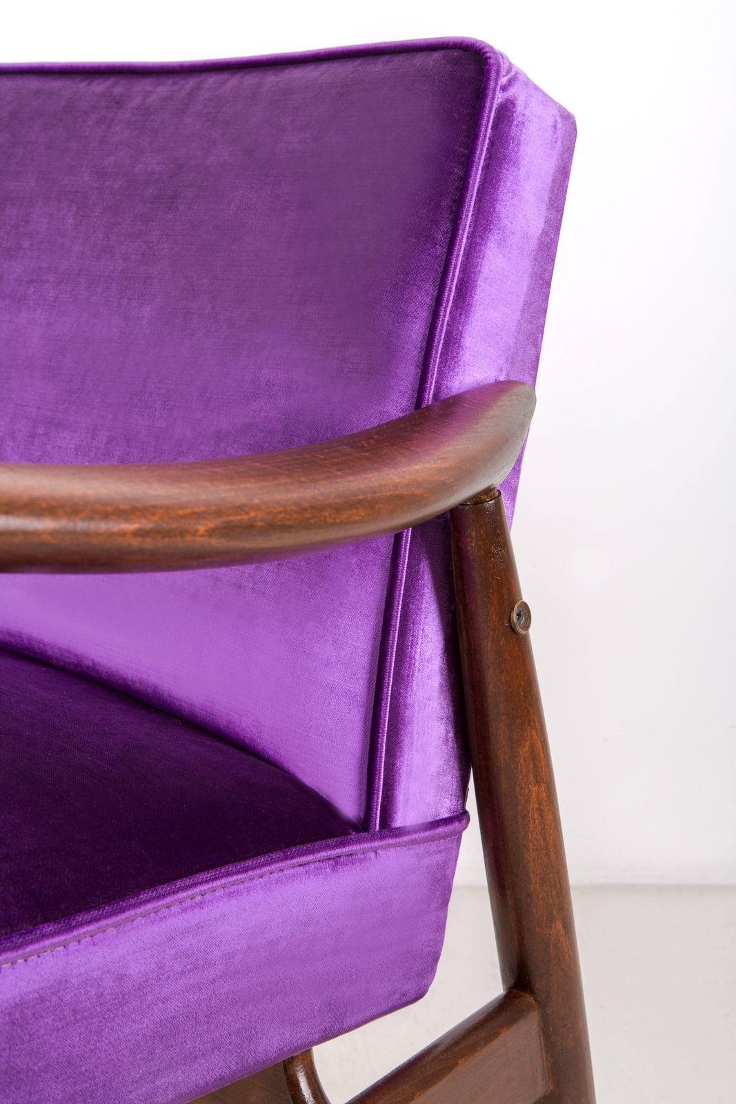 Mid Century Velvet Ultra Violet Pantone Armchair, By J. Kedziorek, Europe, 1960s photo vinterior