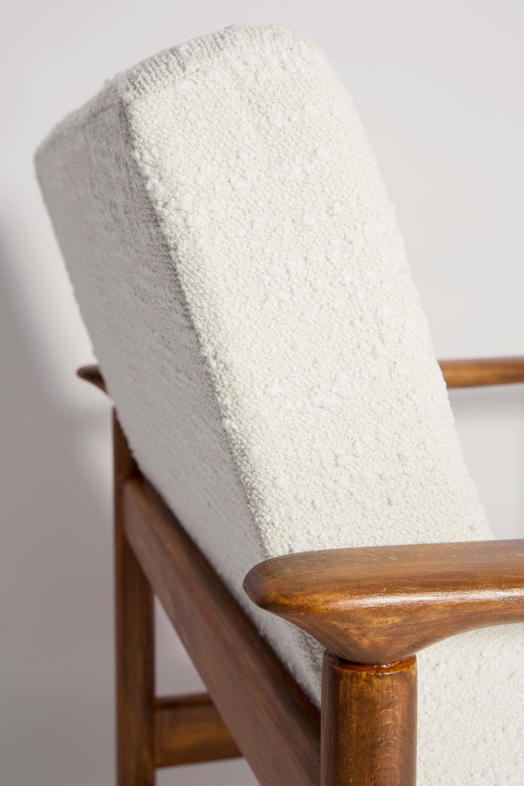 Mid Century Witte Bouclé Fauteuil, Gfm 142, Edmund Homa, Europa, Jaren 1960 photo vinterior