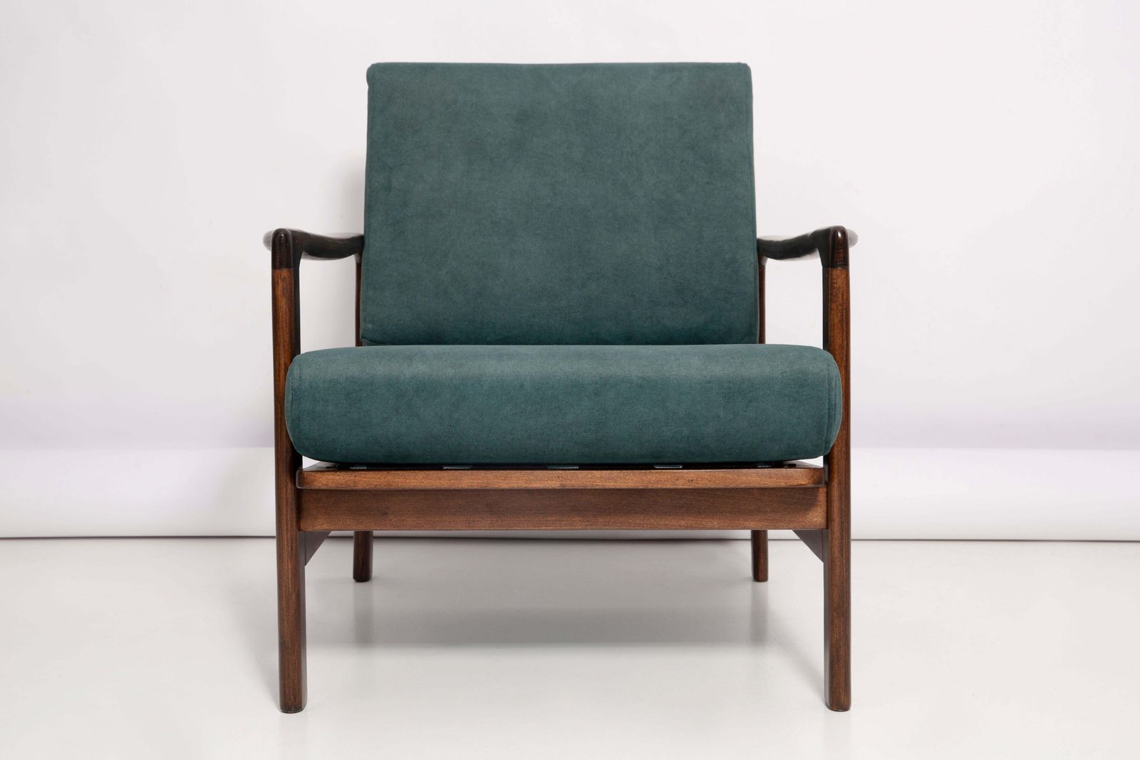 photo vinterior Midcentury Deep Green Velvet Armchair, Zenon Baczyk, Poland, 1960s