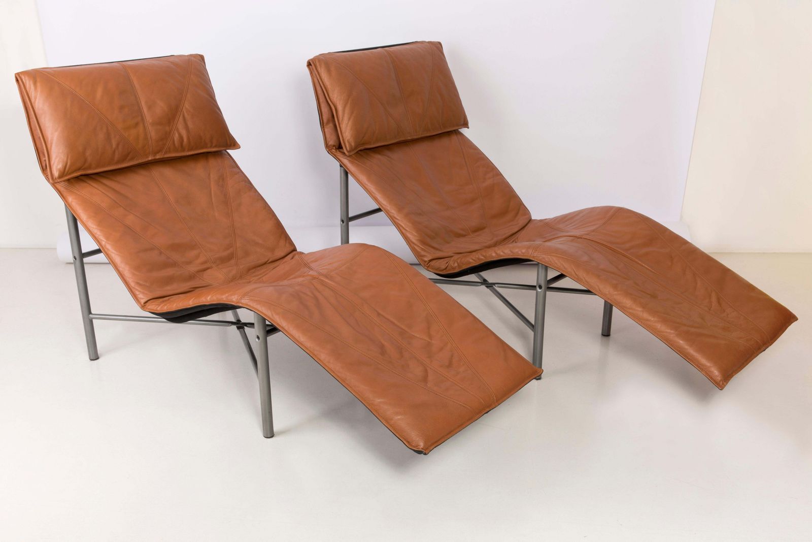 photo for sale Midcentury Danish Modern Brown Leather Chaise Lounge Chair By Tord Björklund