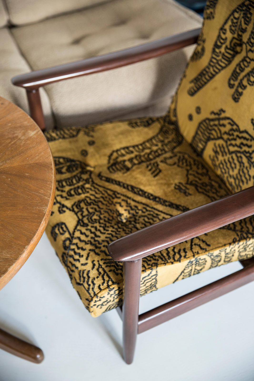 photo vintage Mid Century Fauteuil Met Tijgerprint, Gfm 142, Edmund Homa, Europa, Jaren 1960
