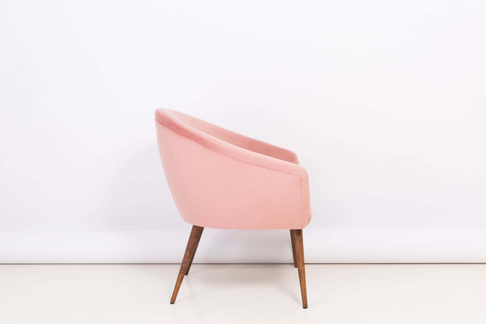 Pair Of 20th Century Pink Velvet Shell Club Armchairs, 1960s photo 2551.0