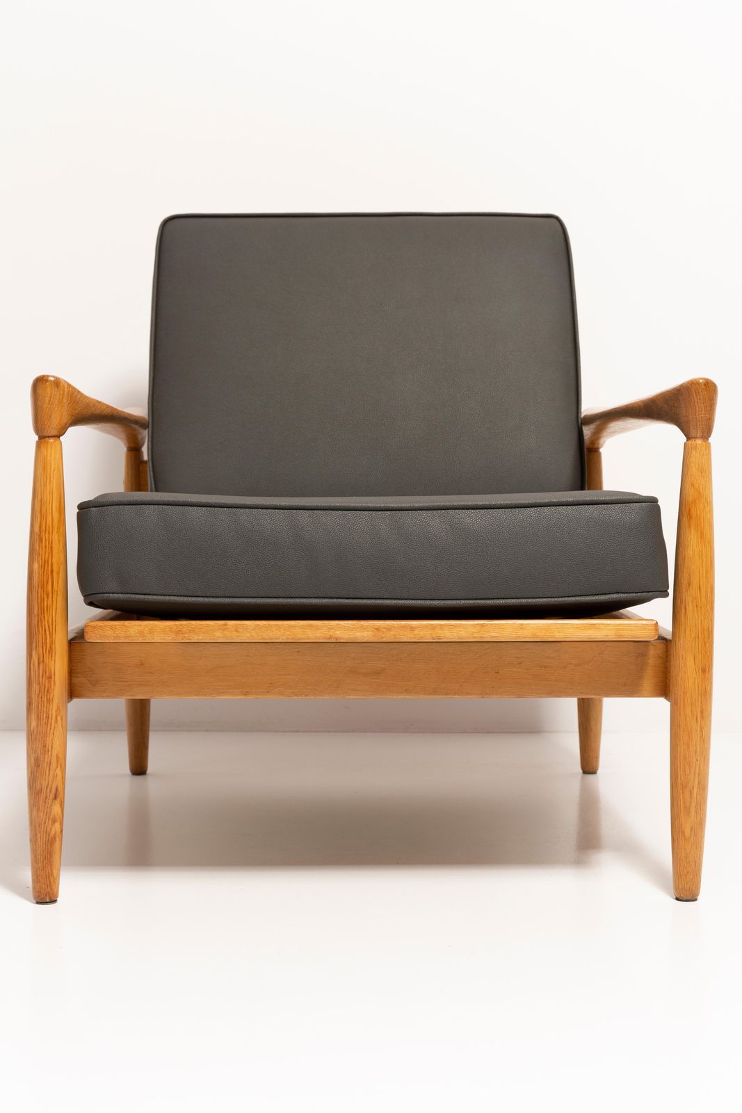 photo for sale Set Van 2 Scandinavische Fauteuils In Eiken "Kolding" Van Erik Wörts, Jaren 1960