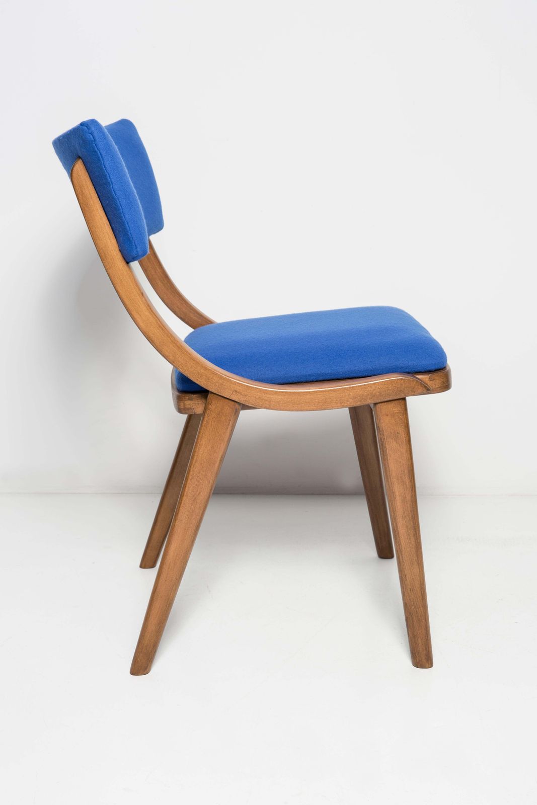 Set Of Six Mid Century Modern Bumerang Chairs, Royal Blue Wool, Poland, 1960s photo vinterior