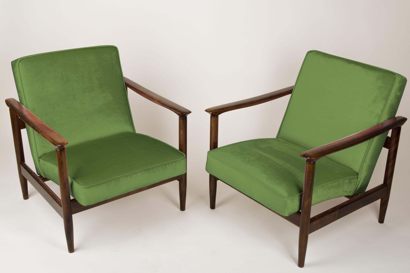 Pair Of Green Armchairs, Edmund Homa, Gfm 142, 1960s, Poland photo furniture