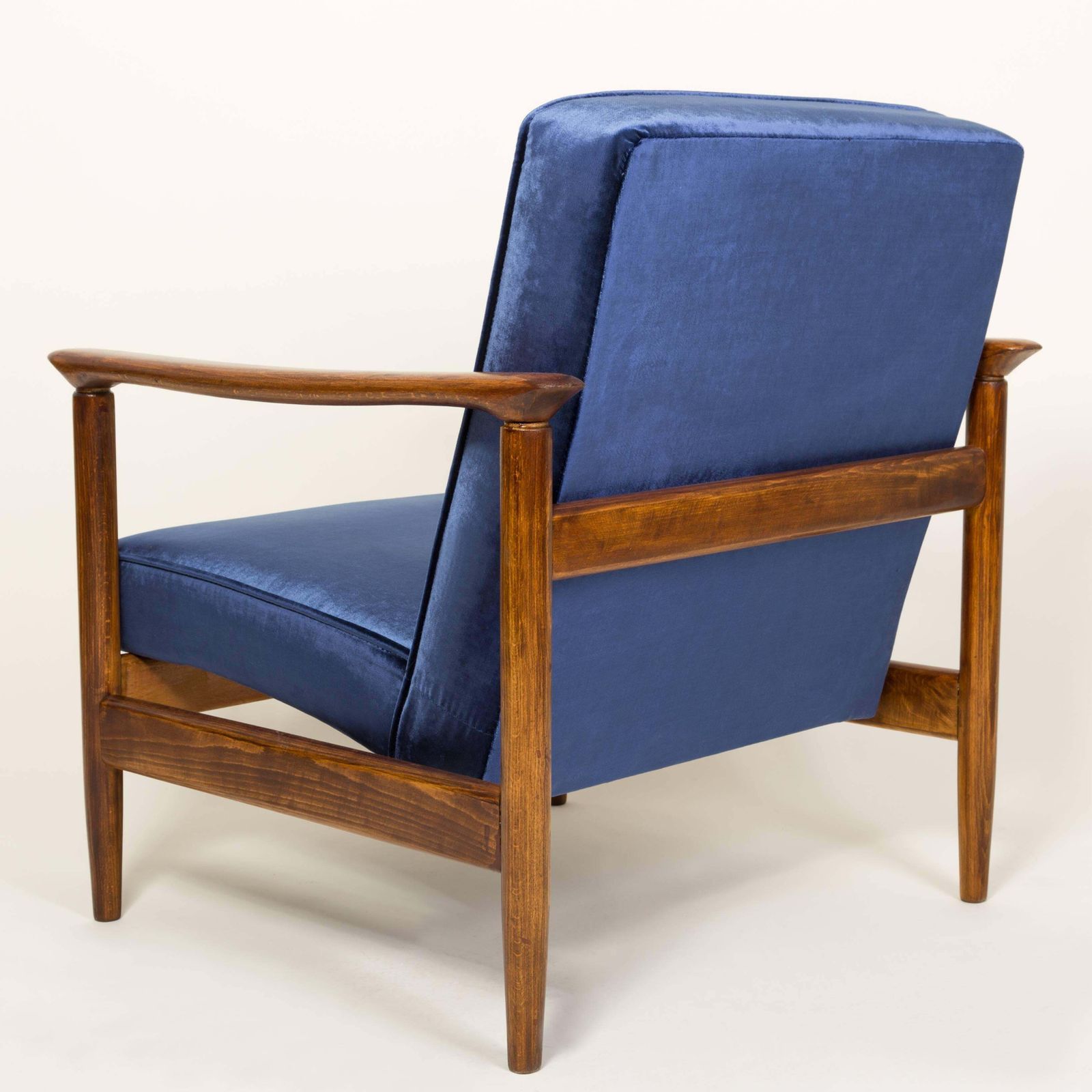 Paar Donkerblauwe Fluwelen Fauteuils, Ontworpen Door Edmund Homa, Jaren 1960 photo vintage