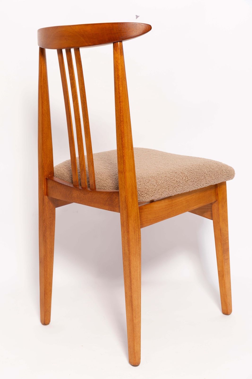 Six Mid Century Latte Boucle Chairs, Medium Wood, M. Zielinski, Europe 1960s photo vinterior