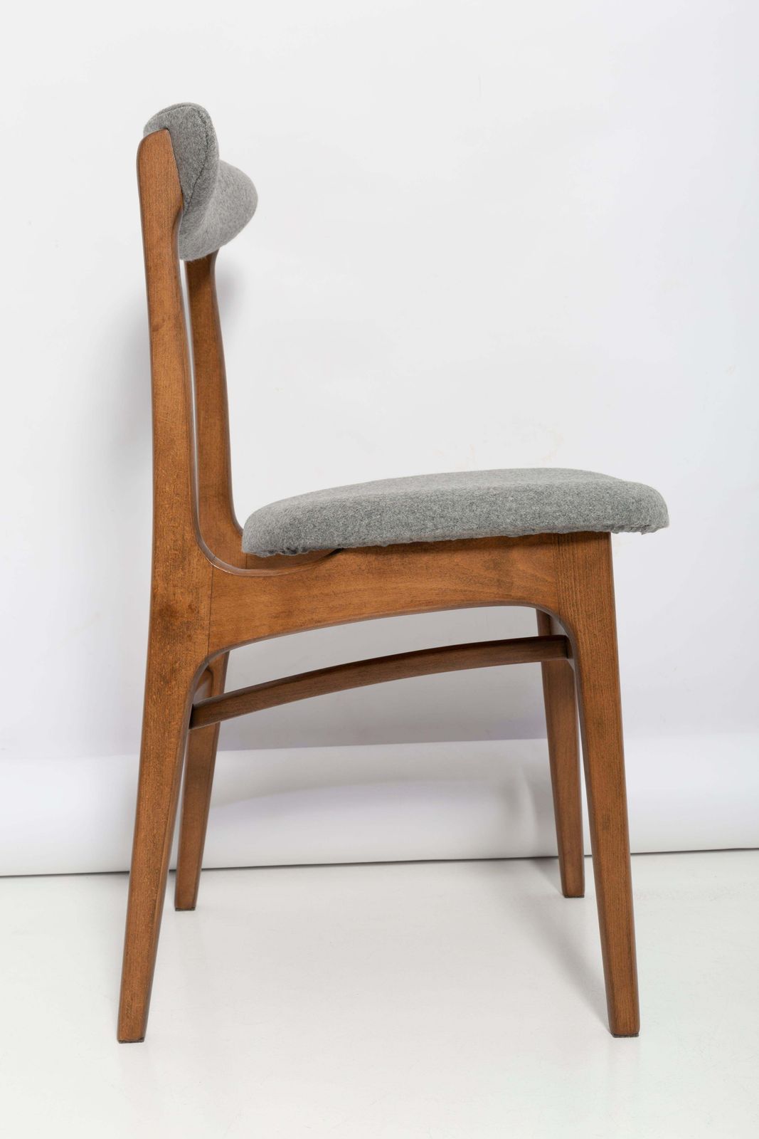 Set Of Six Mid Century Gray Wool Chairs By Rajmund Halas, Poland, 1960s photo vinterior