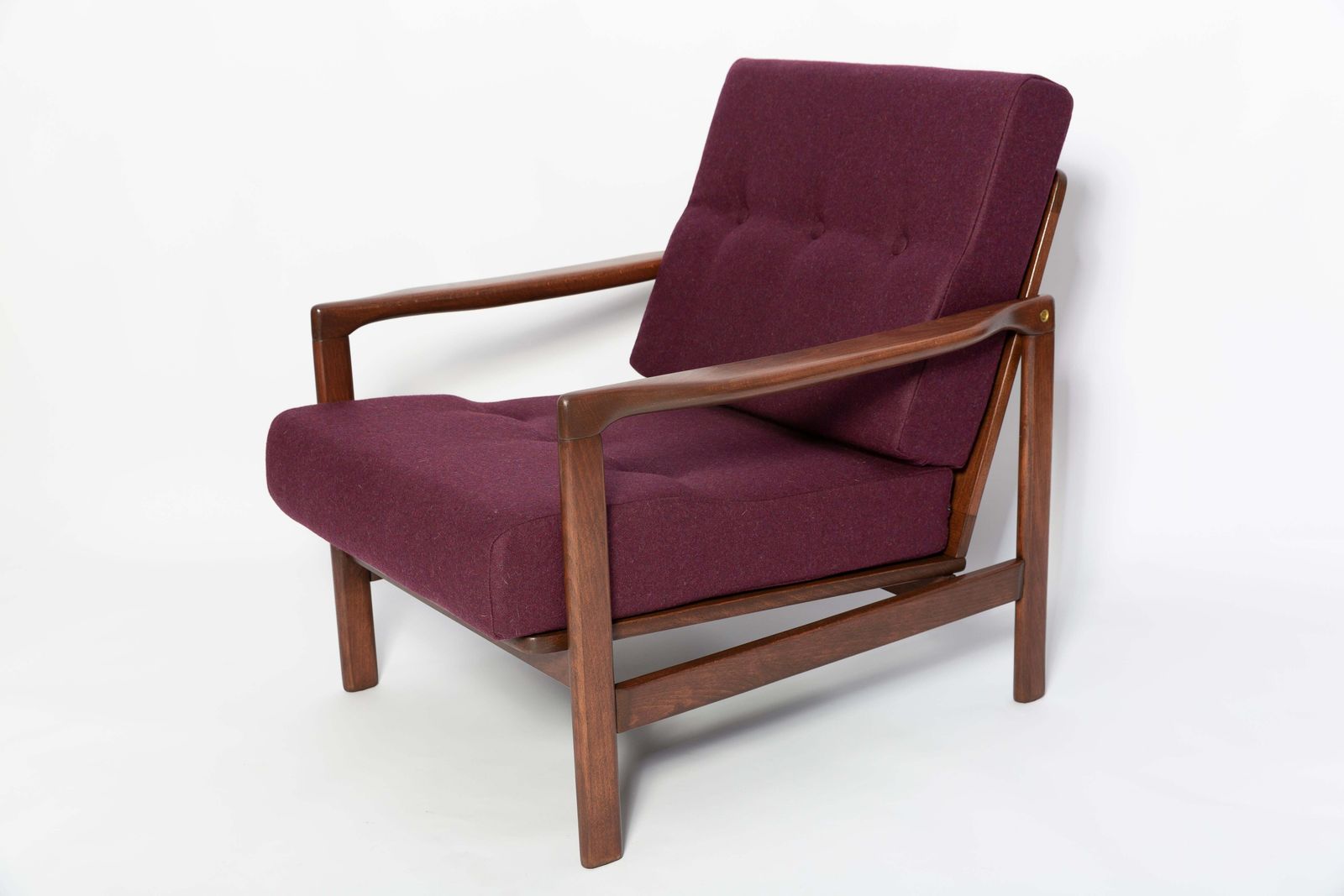 photo furniture Pair Of Mid Century Purple Wool Velvet Armchairs, Zenon Baczyk, Poland, 1960s