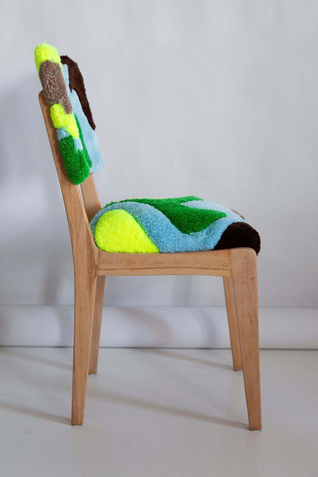 Set Of Four Mid Century Tufting Chairs, Light Wood, Rajmund Halas, Poland, 1960s photo buy