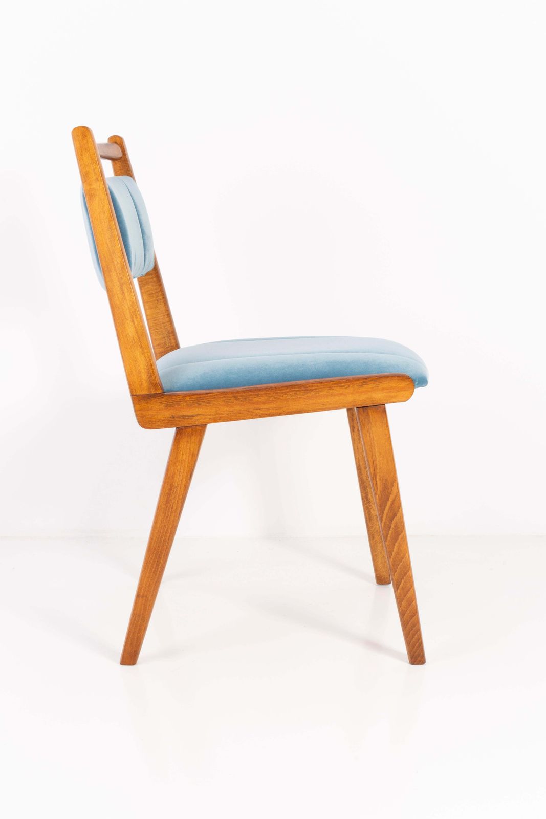 Eight 20th Century Blue Velvet Chairs, Poland, 1960s photo vinterior