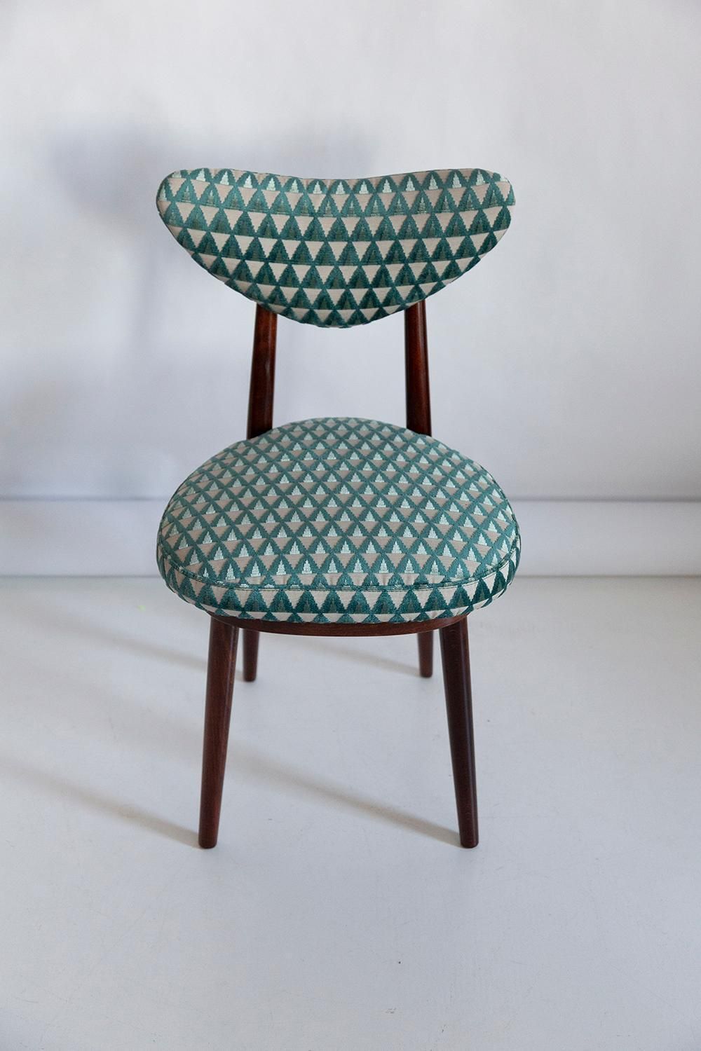 photo buy Set Of Six Mid Century Heart Chairs In Amuleto Green Velvet, Europe, 1960s