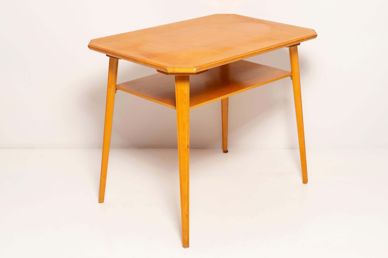Mid Century Modern Coffee Table, Light Wood, Europe, 1960s photo vintage