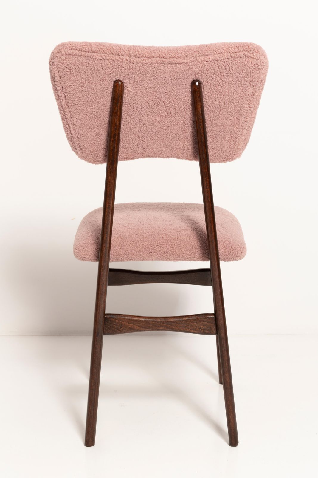 4756.0 Set Of Eight Mid Century Butterfly Dining Chairs, Pink Boucle, Europe, 1960s photo