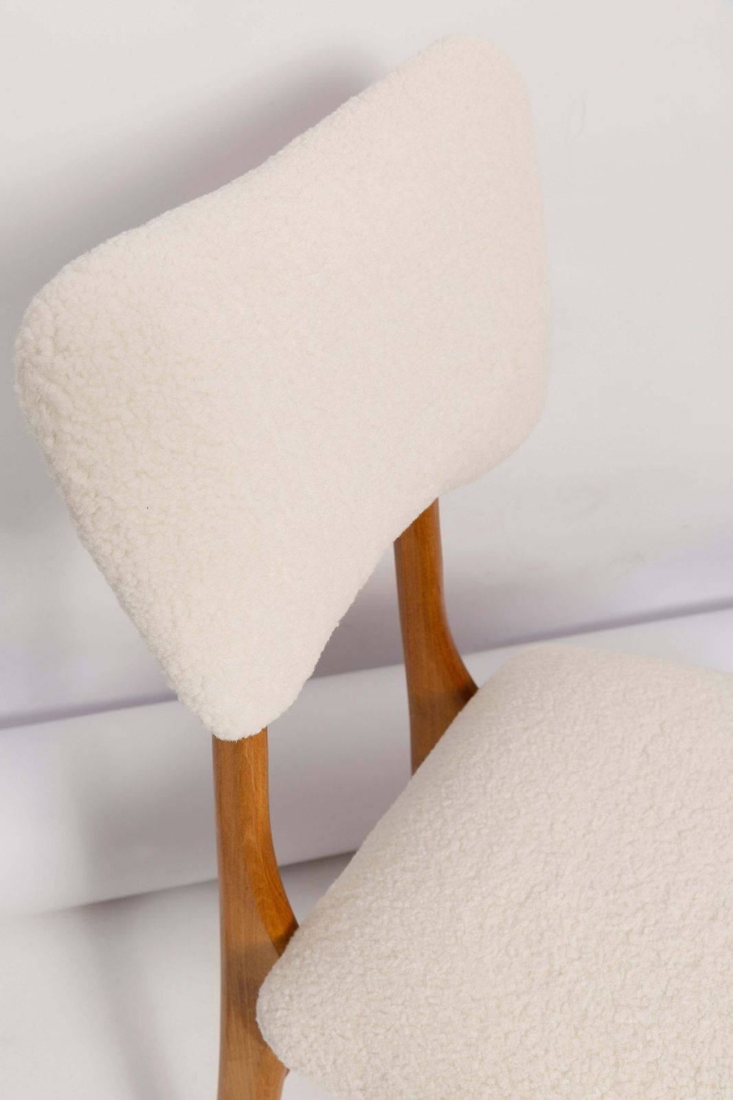 Set Of Twelve 20th Century Cream Boucle Butterfly Chairs, 1960s, Poland photo Furniture