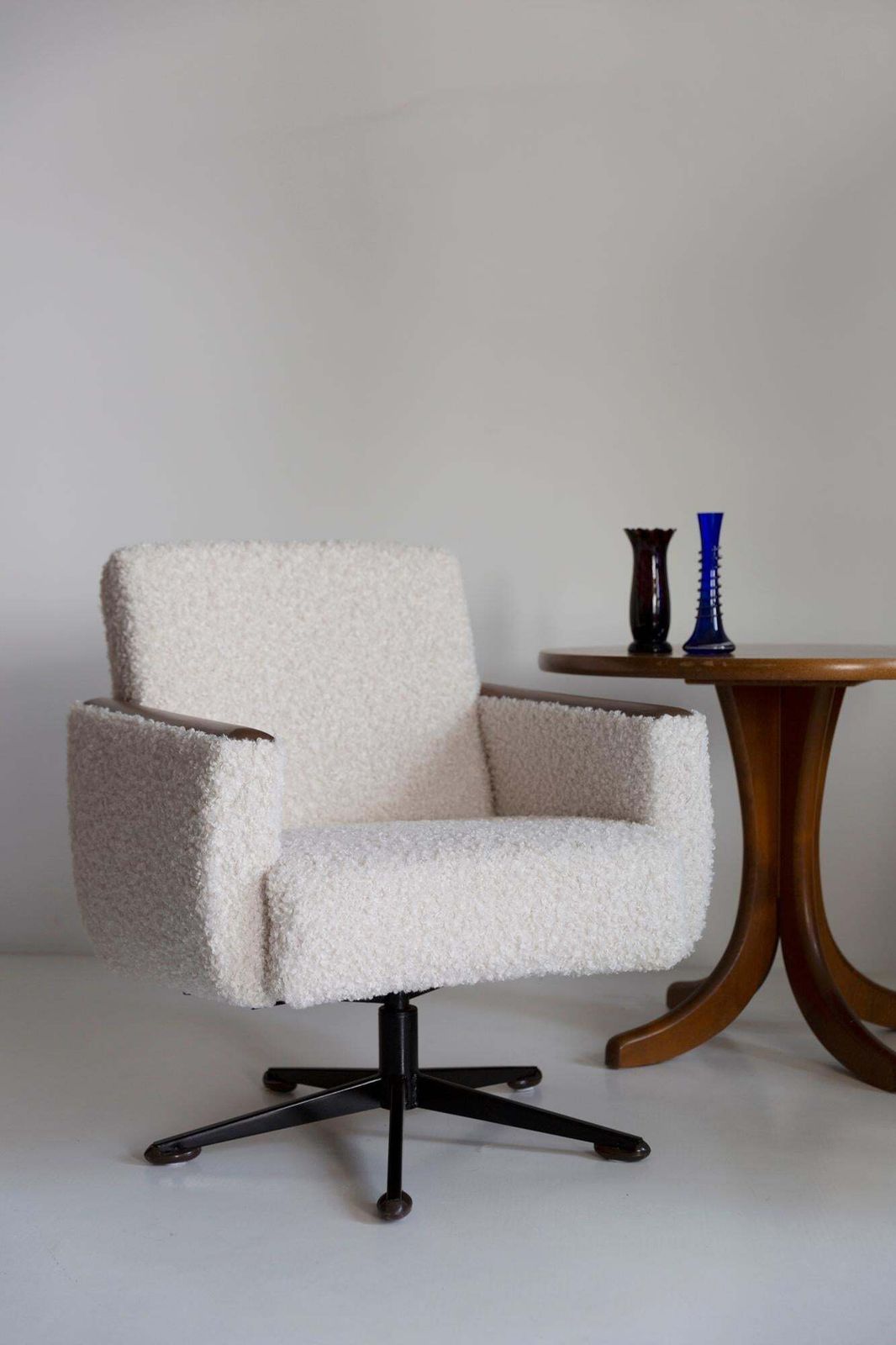 Pair Of Midcentury Light Faux Fur Bouclé Swivel Armchairs, Europe, 1960s photo Furniture