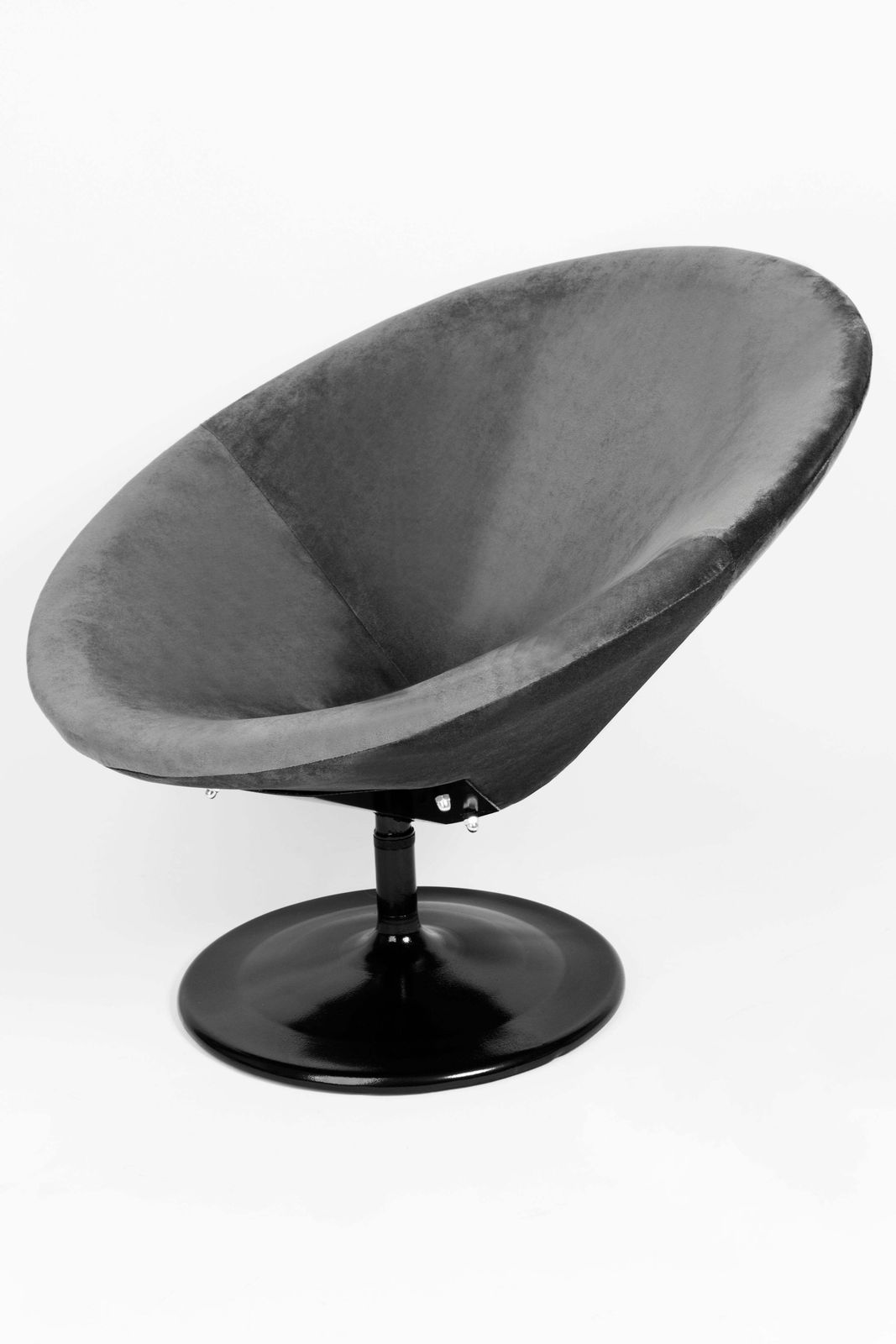 photo furniture Set Van Twee Vintage Zwartfluwelen Draaifauteuils, Ca. Jaren 1960