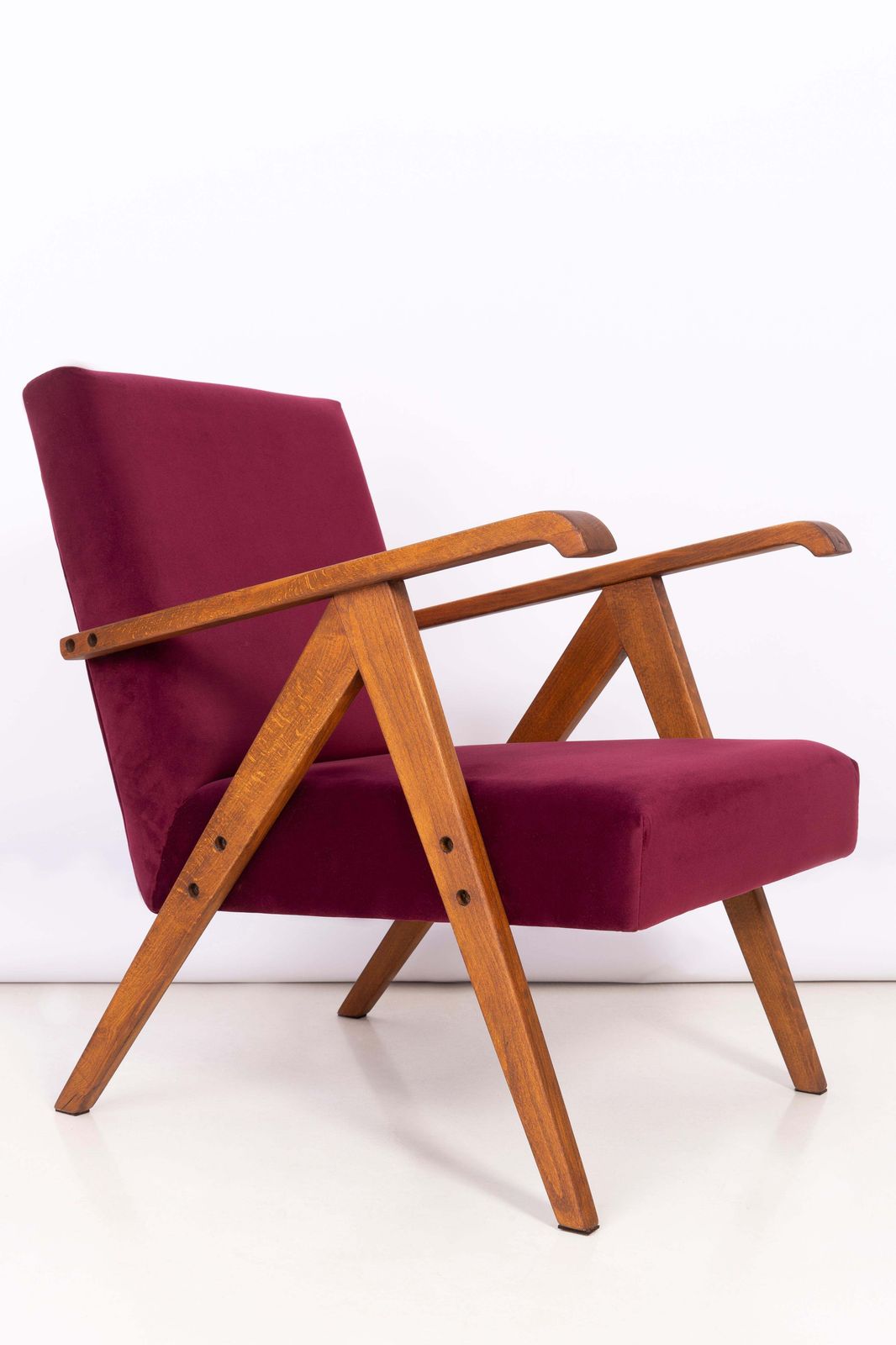 Mid Century Fauteuil In Bordeauxrood Fluweel, Ca. Jaren 1960 photo Meubels
