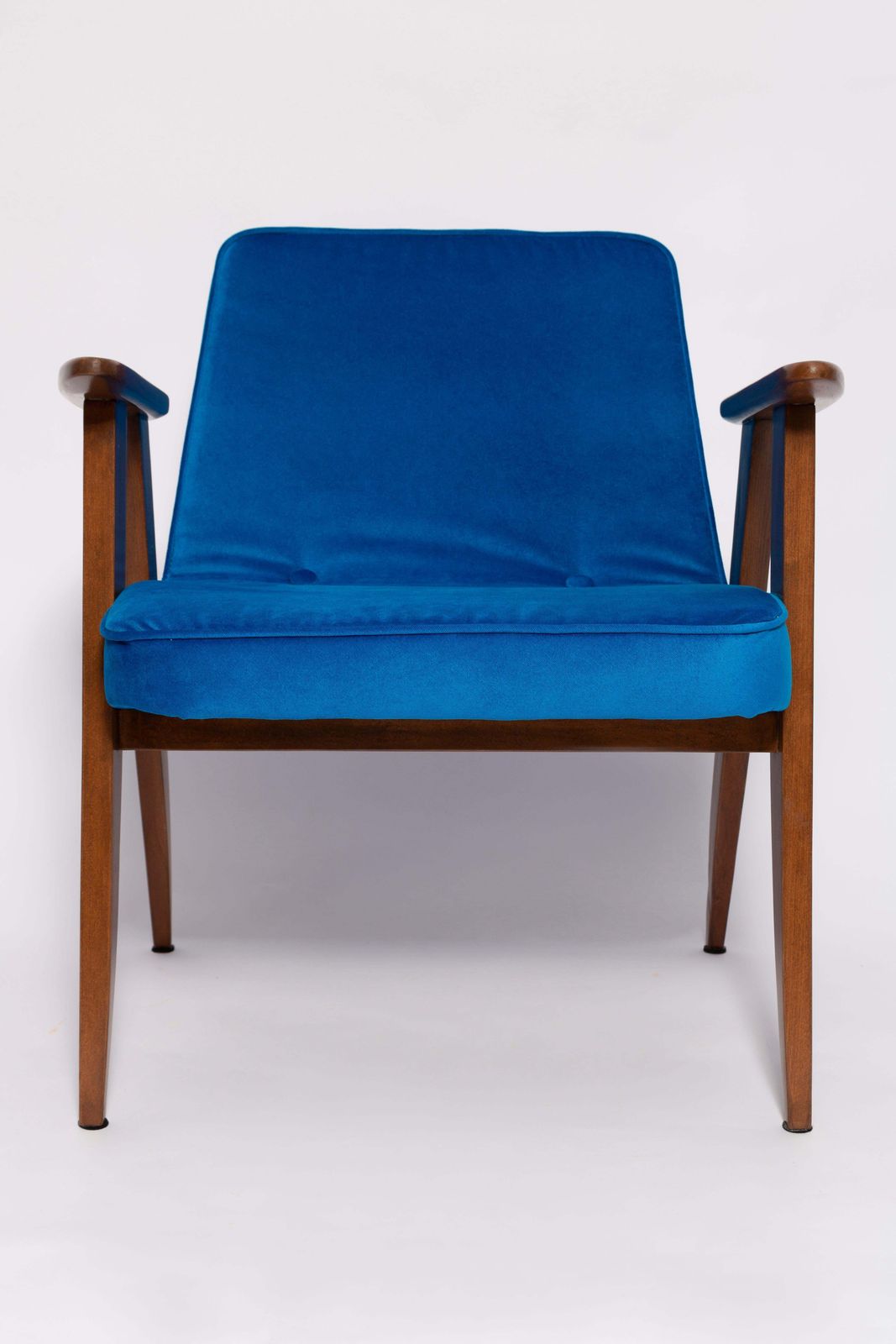 photo vinterior Mid Century 366 Armchair In Blue Velvet, By Jozef Chierowski, Europe 1960s