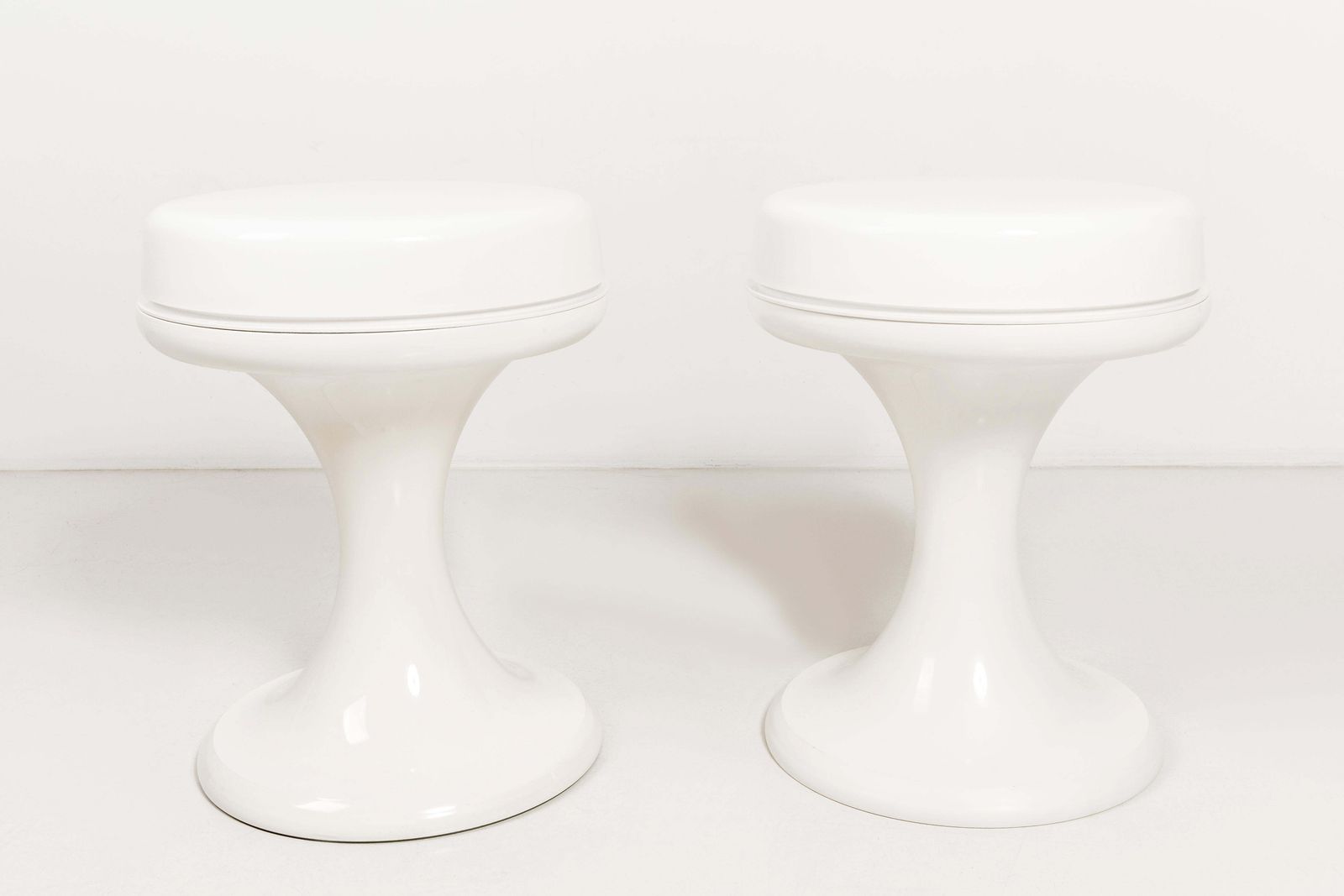 Set Van 2 Witte Emsa Krukken, Duitsland, Jaren 1960 photo Meubels