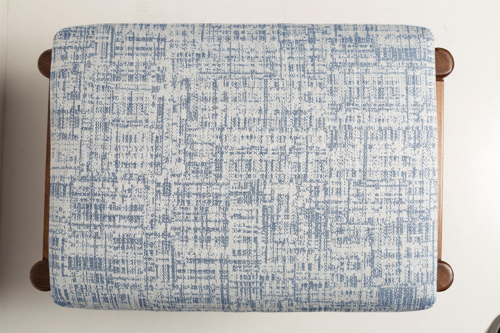 photo furniture Midcentury Vintage White And Blue Linen Stool, Edmund Homa, Europe, 1960s