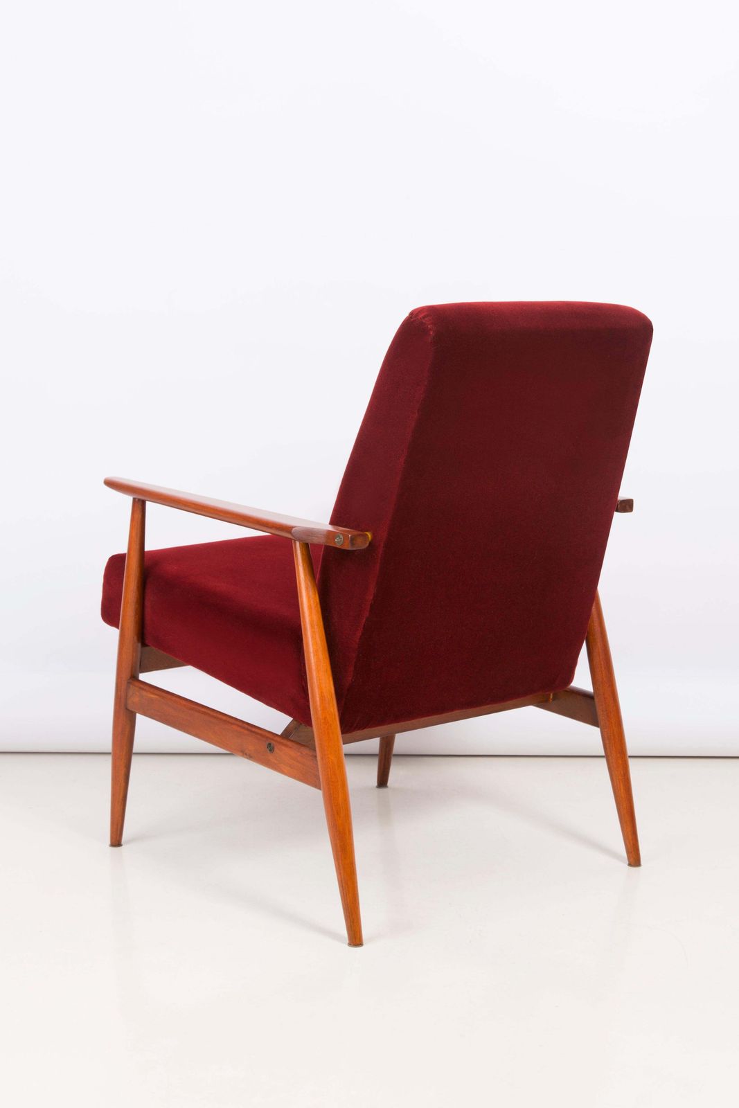 photo for sale Set Of Two 20th Century Burgundy Dark Red Dante Armchairs, H. Lis, 1960s