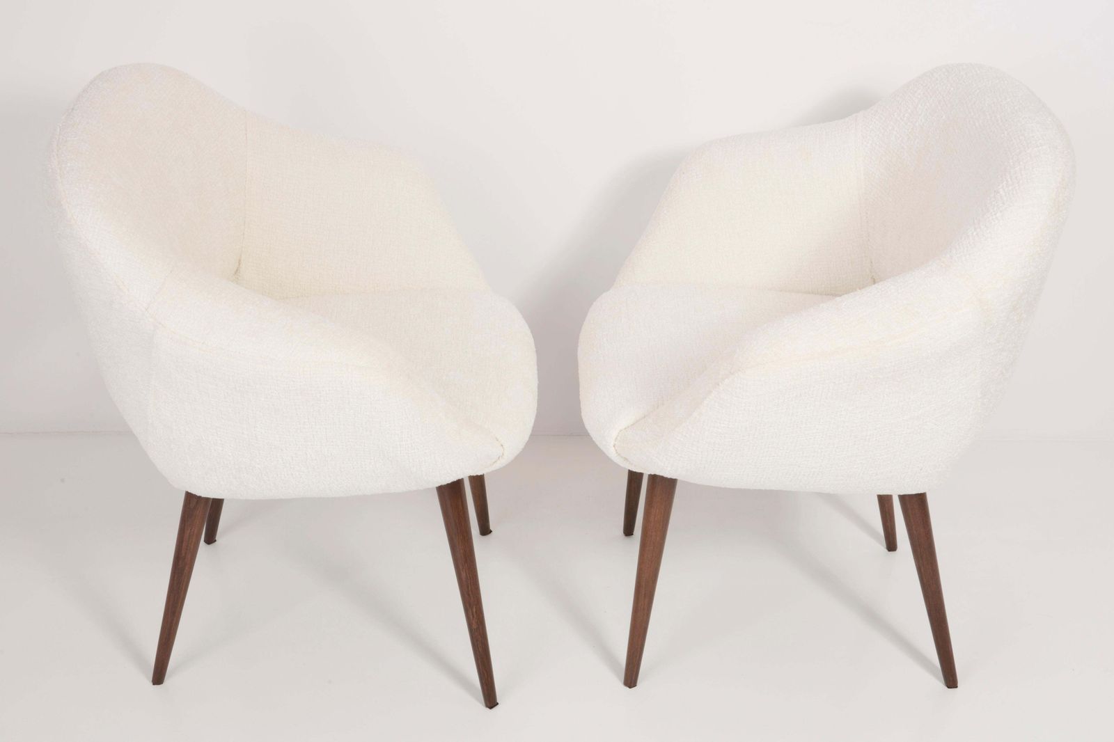 Pair Of Midcentury White Boucle Club Armchairs, 1960s photo vinterior