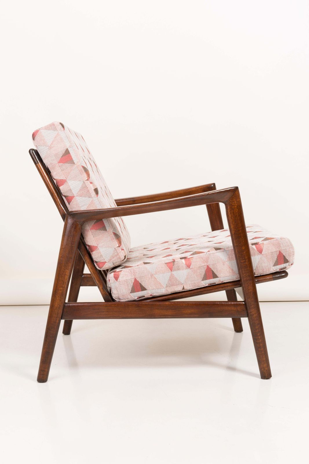 photo furniture Paar Geometrisch Bedrukte Fluwelen Fauteuils, Jaren 1960, Polen
