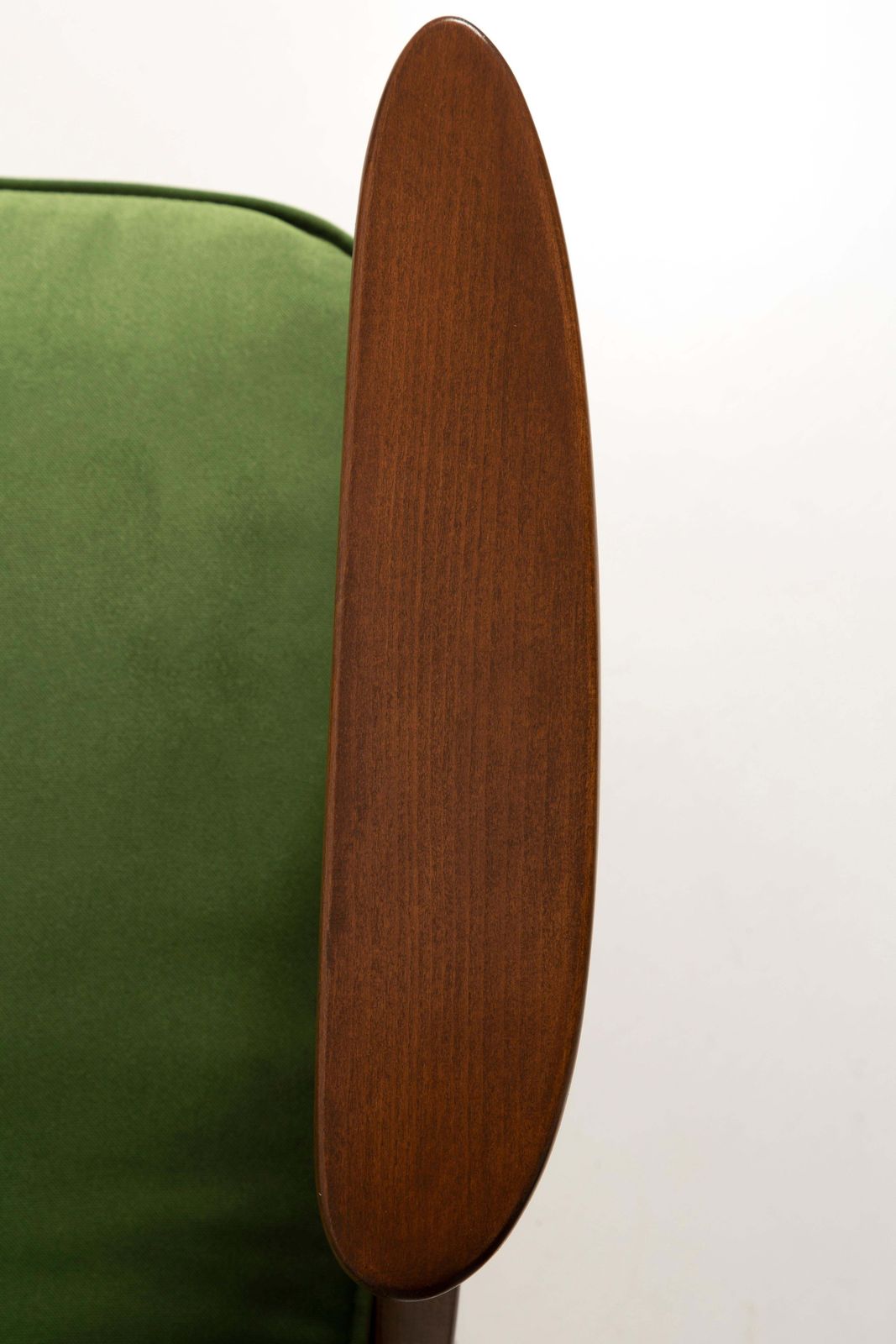 Paar Mid Century 366 Fauteuils In Groen Velours, Jozef Chierowski, Europa 1960 photo Meubels