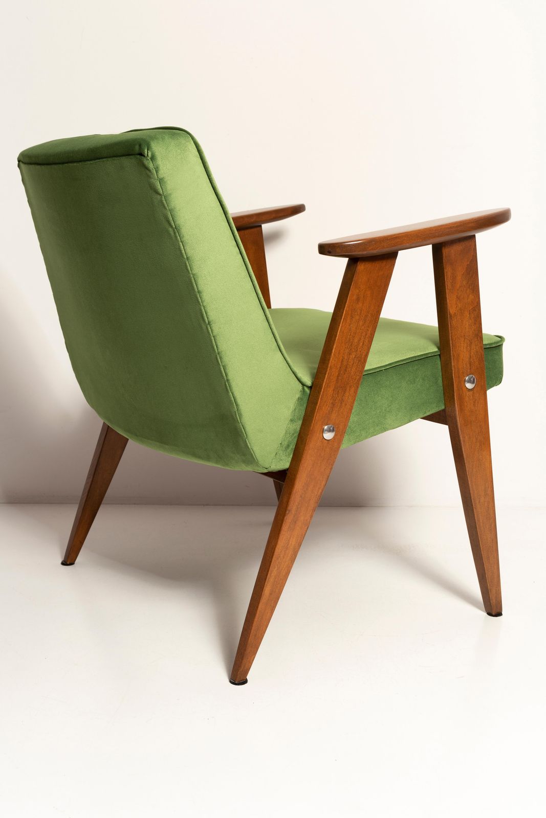 Pair Of Mid Century 366 Armchairs, Green And Orange, By Chierowski Europe, 1960s photo vinterior
