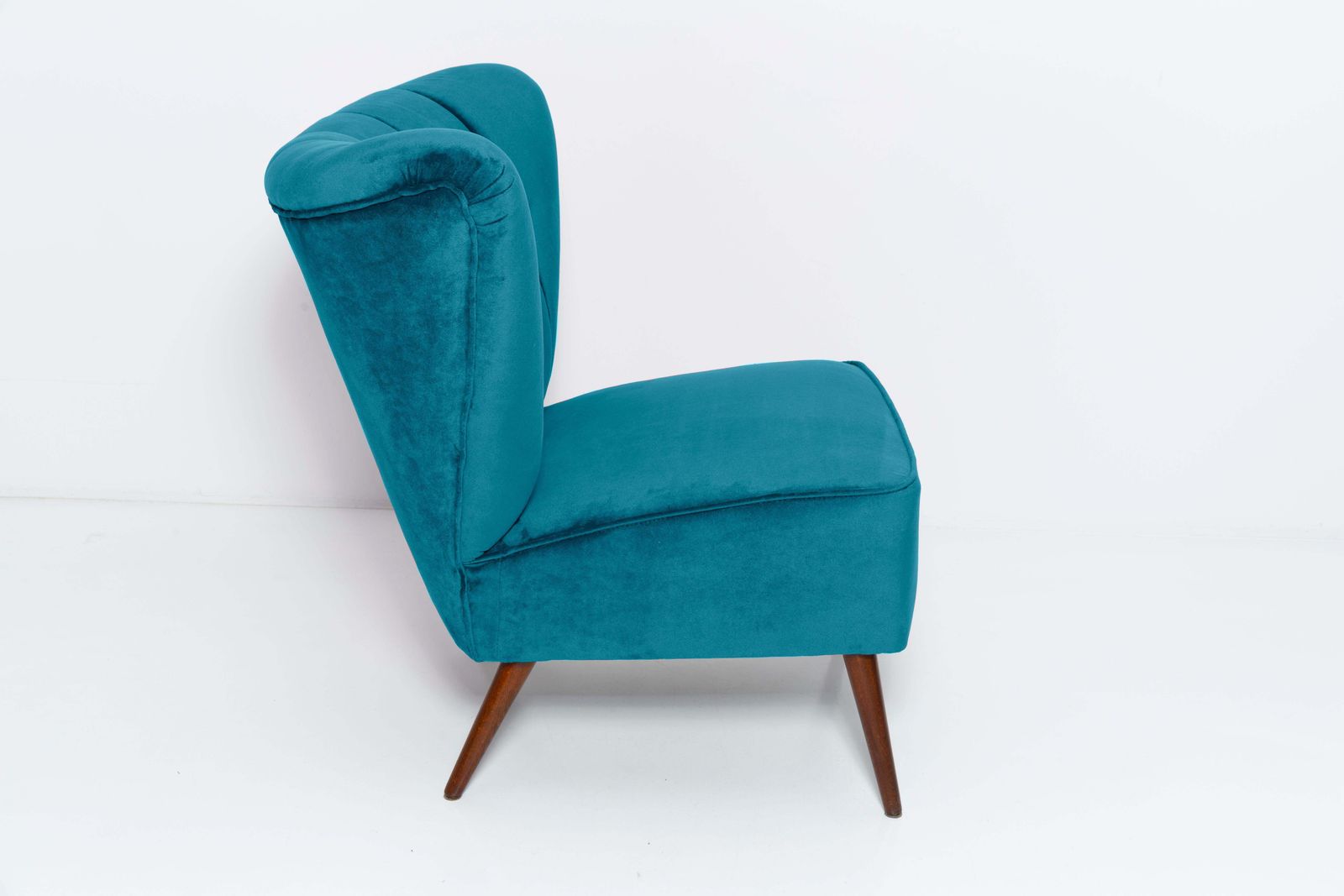 Set Van Twee Mid Century Petrolblauwe Fluwelen Club Fauteuils, Europa, Jaren 1960 photo Meubels