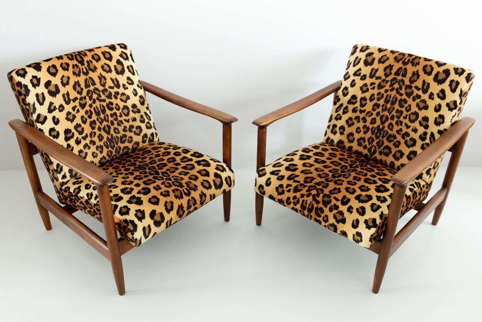Set Of Two Leopard Print Velvet Armchairs, Edmund Homa, Gfm 142, 1960s, Poland photo for sale