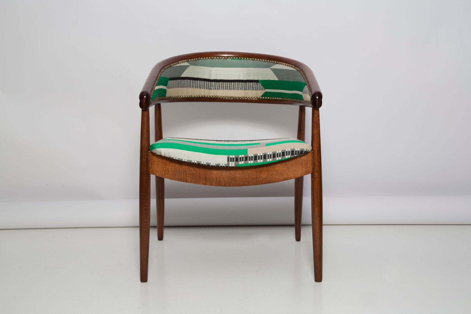 Pair Of Mid Century Radomsko B 3300 Armchairs, Babelia Jacquard, 1960s, Europe photo vinterior