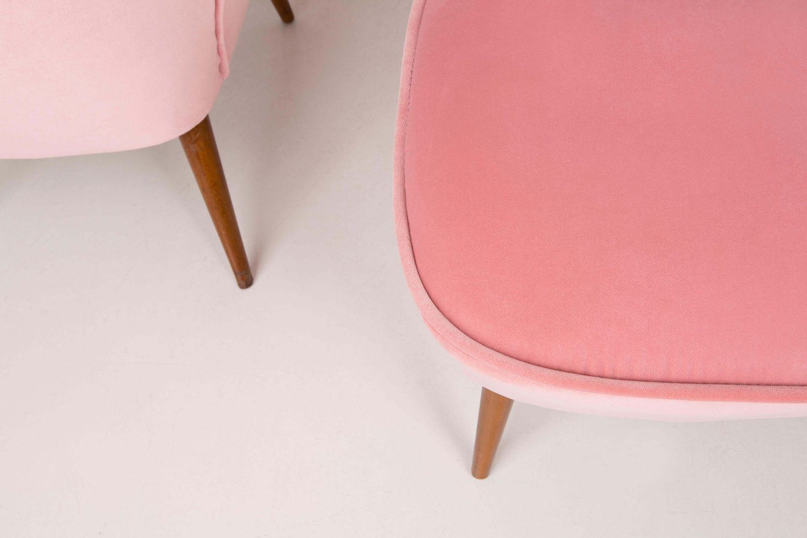 Paar Duitse Mid Century Clubfauteuils In Babyroos Velvet, Jaren 1960 photo buy