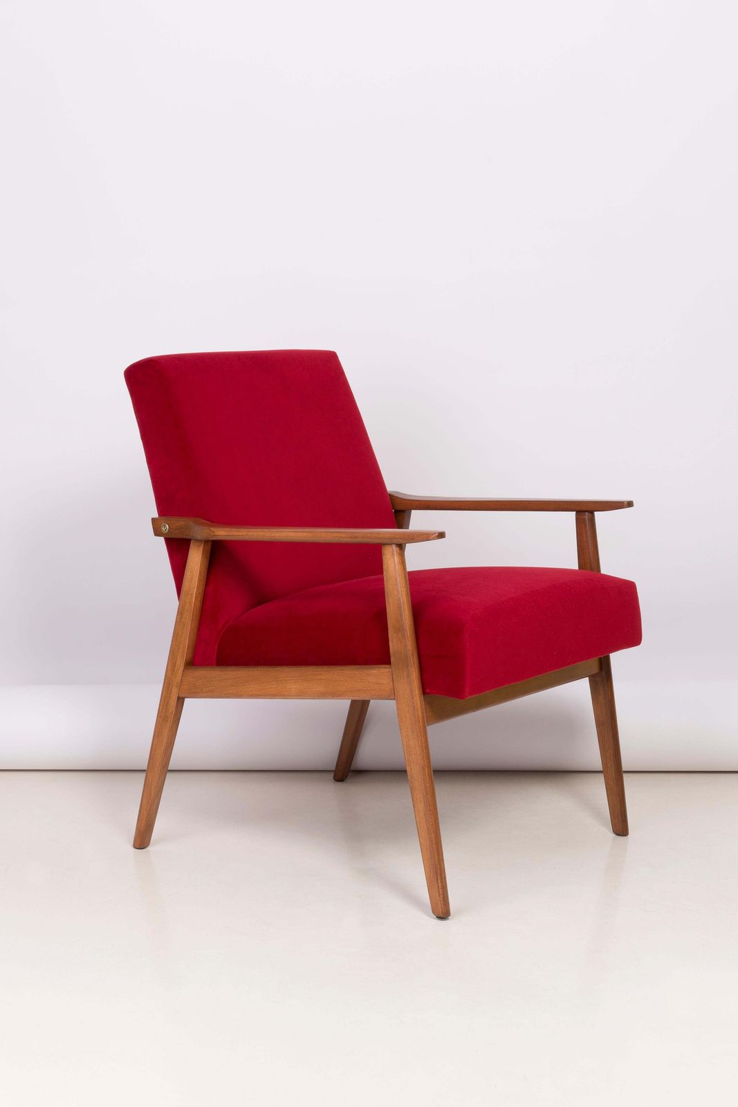 3828.0 Set Of Four Midcentury Red Velvet Dante Armchairs, Europe, 1960s photo