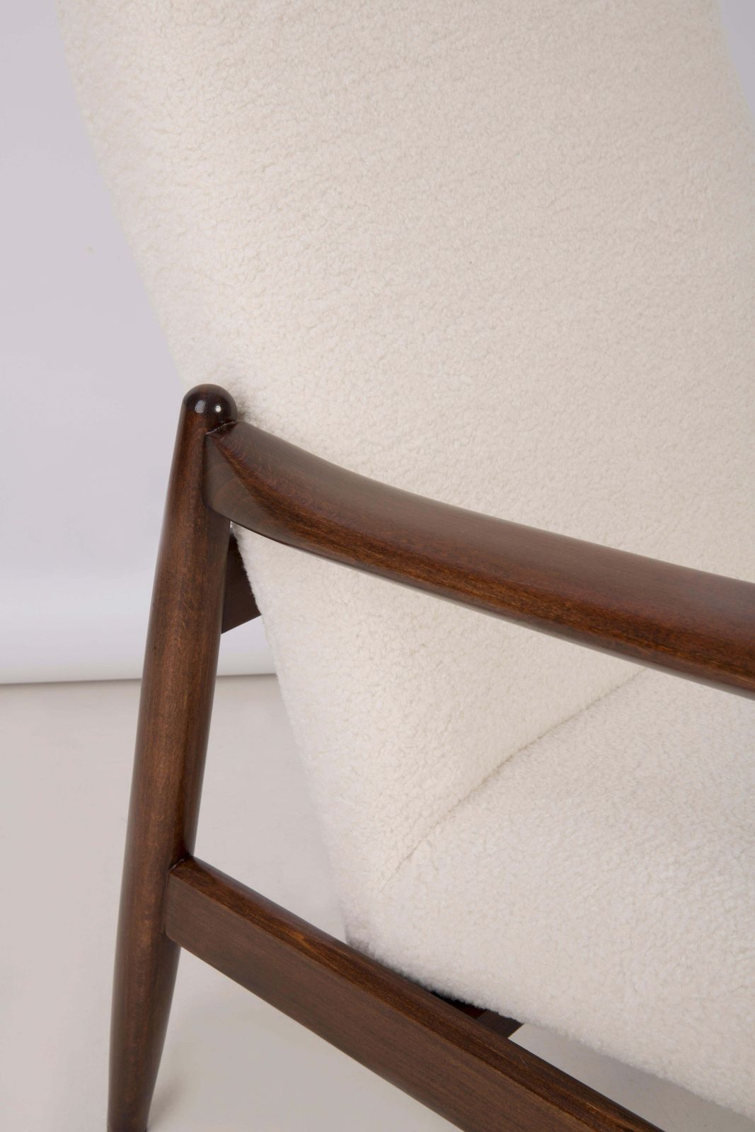 Set Of Crème Boucle Armchairs And Stools, Gfm 64 High, Edmund Homa, 1960s photo buy